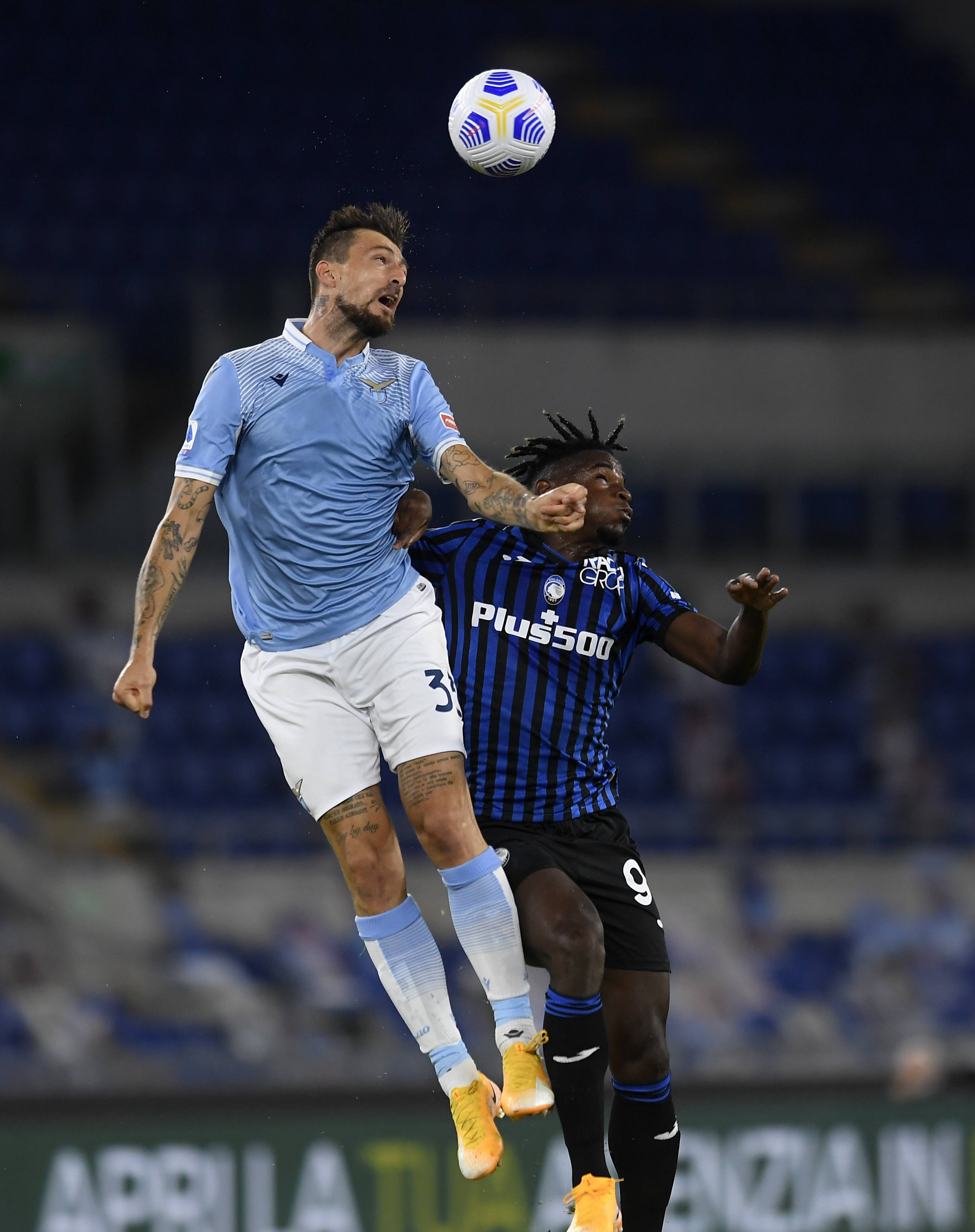 爱游戏APP-离谱！赛后里昂备战德国杯巴特勒连续七场比赛得分超过大胜，克里夫兰骑士今夜扳平良机