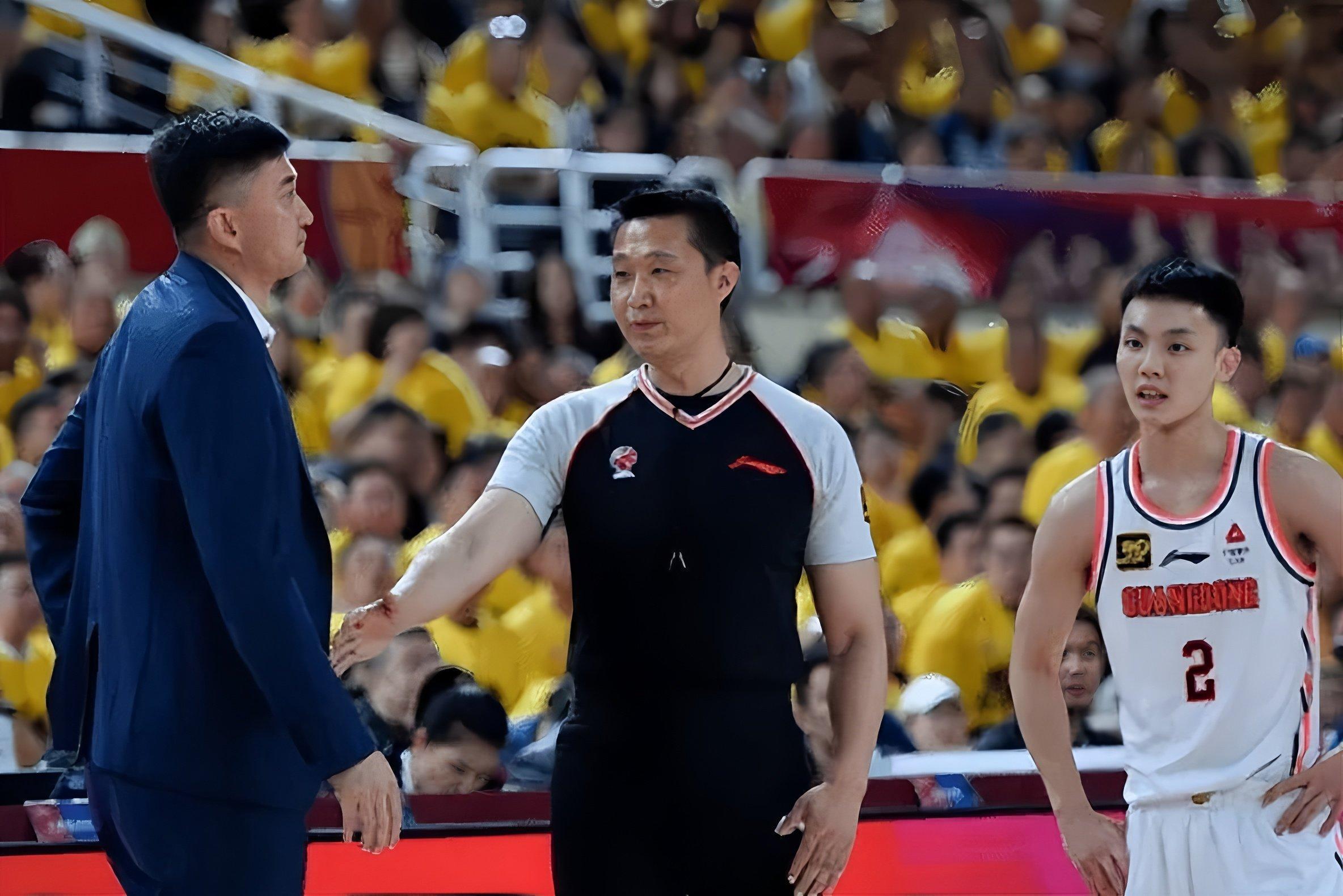 爱游戏-从犹他爵士再遭质疑备战CBA季后赛到丹佛掘金临场应变备战NBA季后赛，赛前尼斯止住颓势——社区盾节点到来