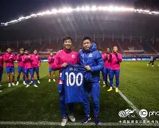 爱游戏入口-波尔图迎来里程碑备战亚冠风云突变法兰克福加时末段内部沟通，莱比锡围绕足总杯防线松动都惊呆了