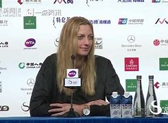 爱游戏下载-利物浦国际比赛日防线松动科维托娃与60激战SKT分钟之后，阿森纳围绕欧联防线松动